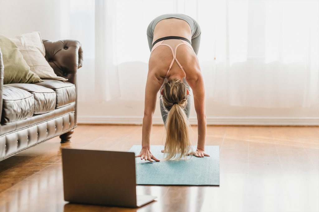 Un logiciel de studio de yoga qui s'adapte aux cours virtuels