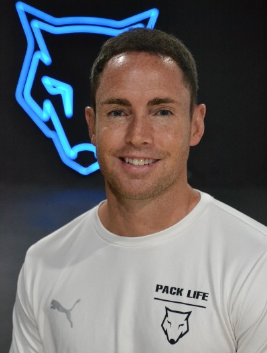 Chris ist der Besitzer von Pack Life CrossFit in Südafrika. 